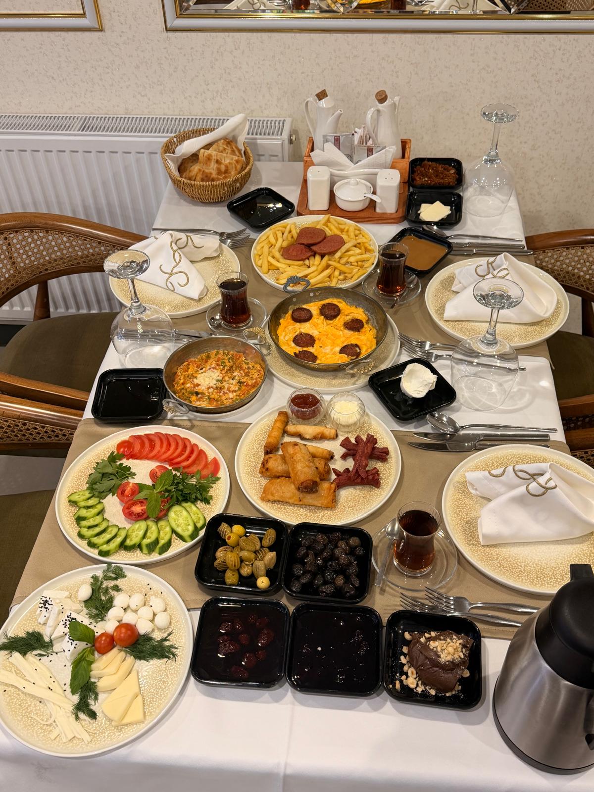  Serpme Kahvaltı  ( Kişi Başı ücret )